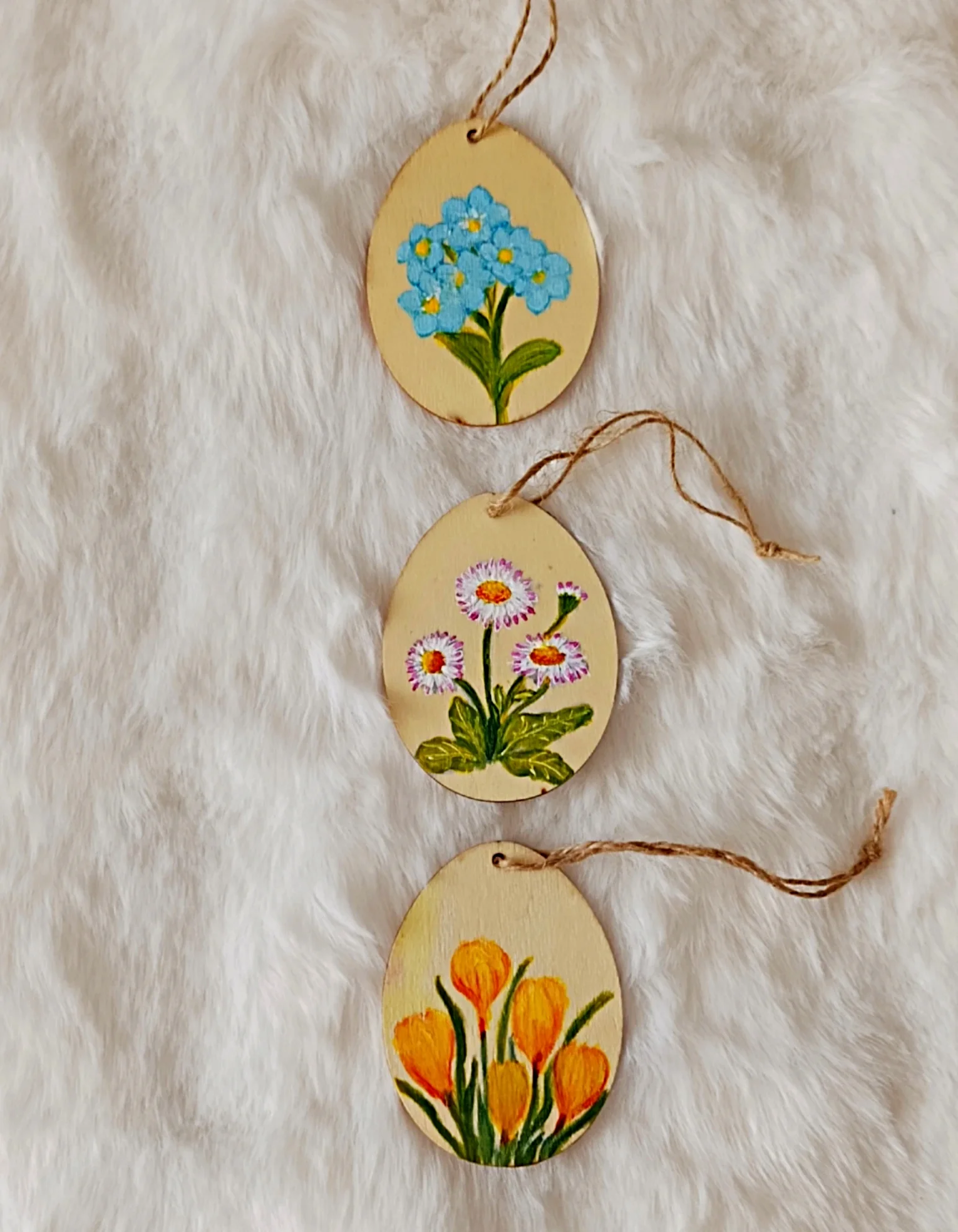 Dekorační dřevěná vajíčka s jarními květy- sada 3
